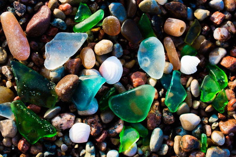 Discover The Best Spots: Where to Find Sea Glass in Massachusetts.