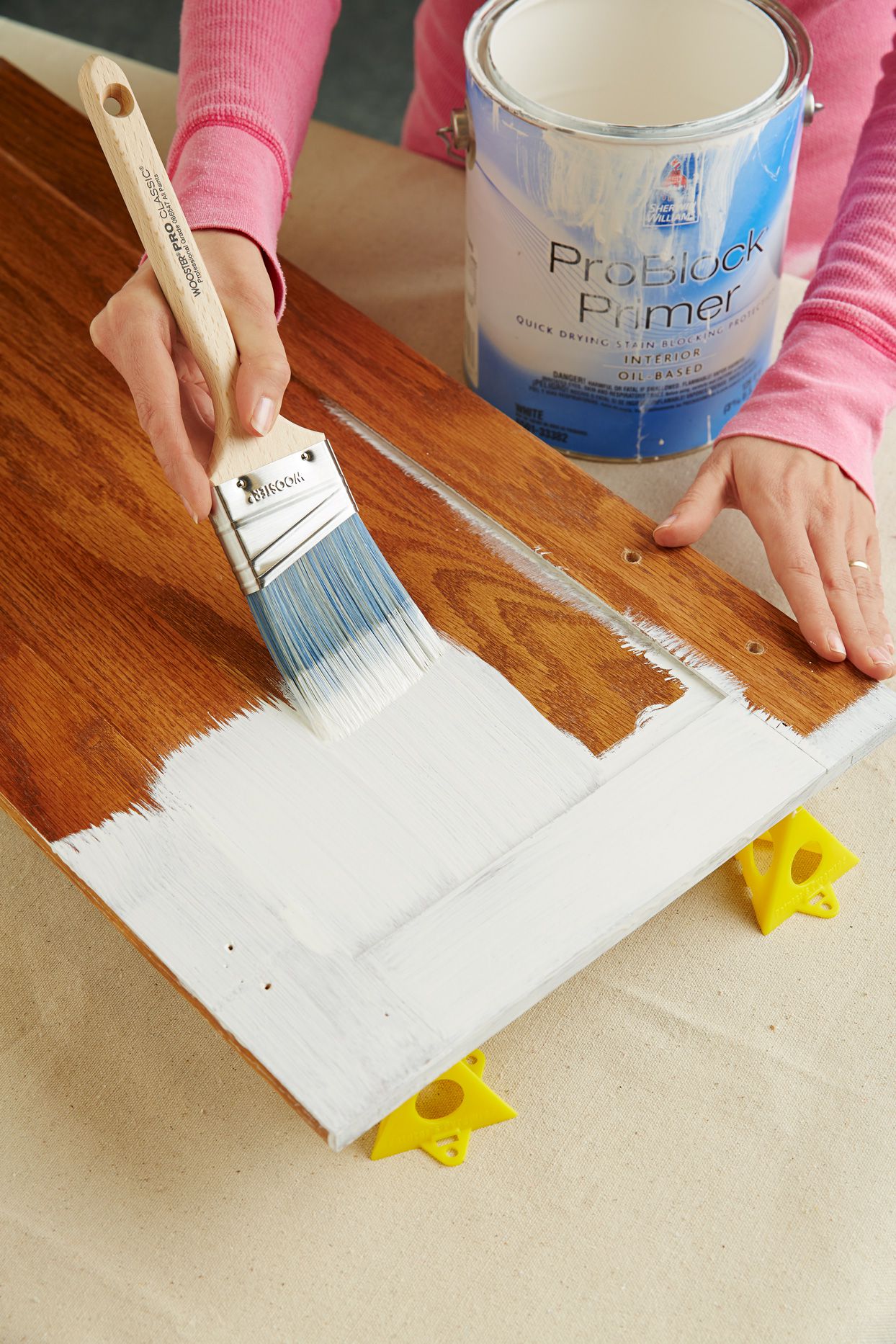 Dulux Trade Undercoat  : Boost your painting project with our powerful undercoat!