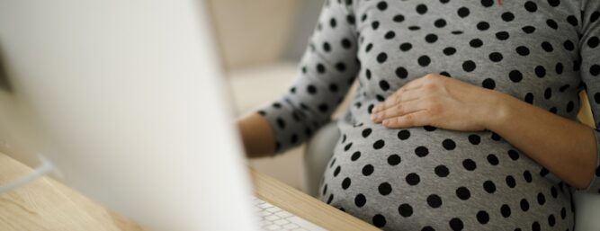 Should Pregnant Women Work from Home Coronavirus